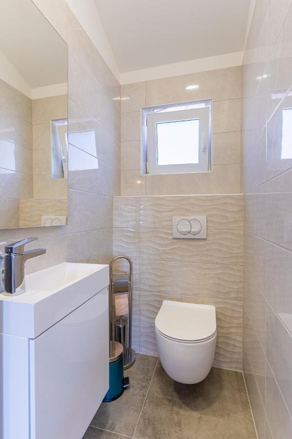 Best Sea View Apartment Cres Dış mekan fotoğraf